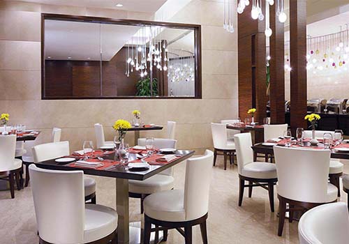 Swissotel-Makkah-Awajj-restaurant-500px