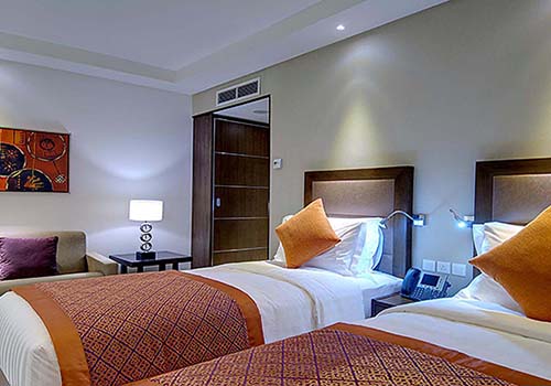 crowne-plaza-madinah-Club-Floor-Twin-Bed-Room-500px
