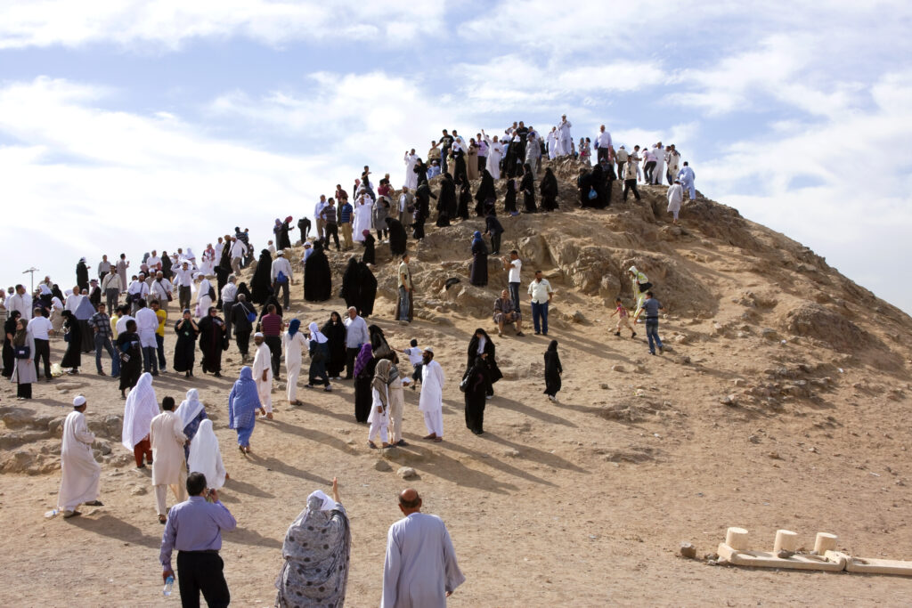 People Go for Umrah