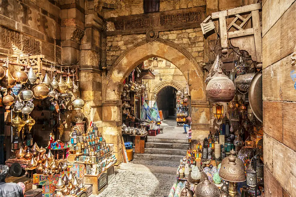 Shopping for Islamic Souvenirs