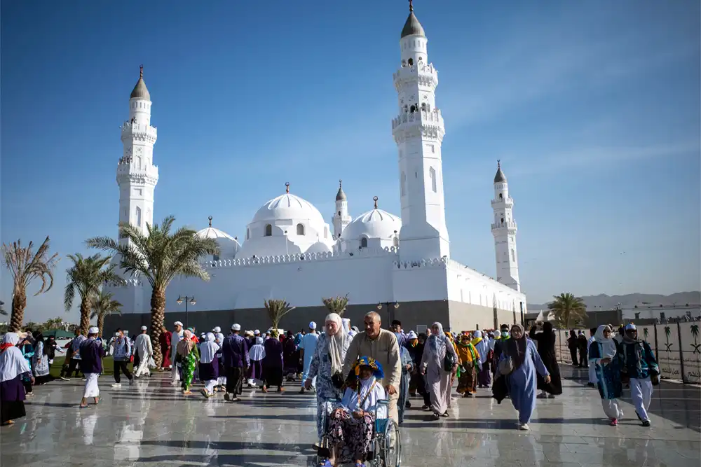 Visit the Quba Mosque